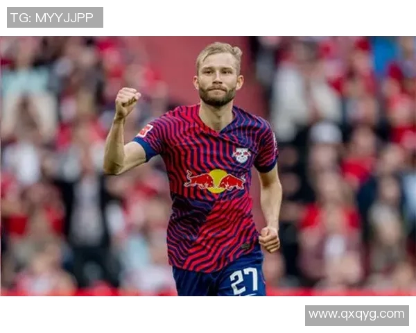 沙尔克04客场狂胜,弗赖堡难挡铁蓝战车的威势 沙尔克04客场狂胜,弗赖堡难挡铁蓝战车的威势